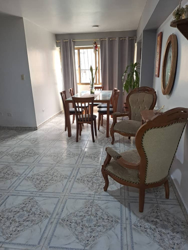 Apartamento En Alquiler En Trigal Norte. Edificio Apolo V. Valencia Cod 279254