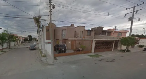 Casa En Remate Blvd.san Isidro Leal Loas Alamos, Gomez Palacios. Sh05