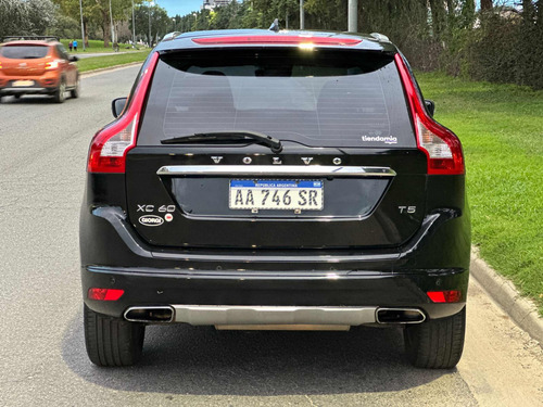 Volvo XC60 2.0 T5 High 240cv At