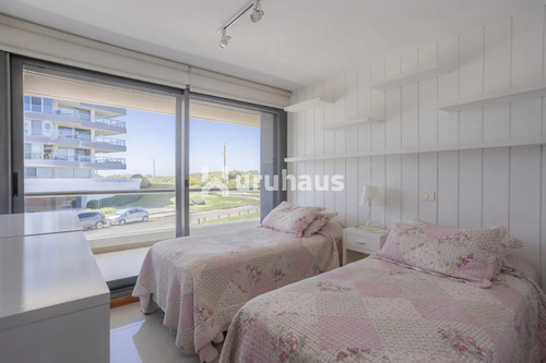 Alquiler Departamento 4 Dormitorios Playa Brava Blue Bird