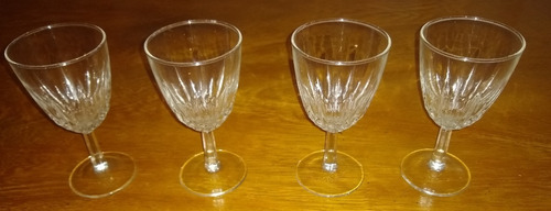 Juego De 4 Copas Elegantes Cristal Tallado