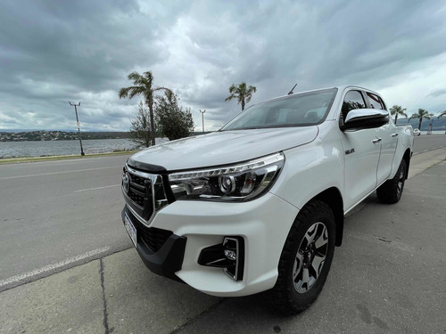 Toyota Hilux 2.8 Cd Srx 177cv 4x2 At 2020