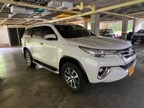 Toyota Fortuner 2.8l