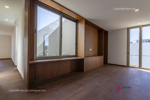 Casa De Lujo Nueva Puerta Las Lomas En Venta
