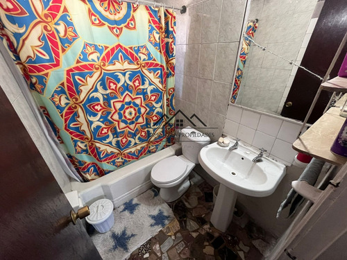 Amplia Casa De 4 Dormitorios Y 2 Baños Comuna De San Joaquin