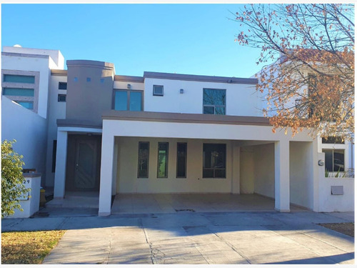 Imagen 1 de 11 de Casa Sola En Renta Renta En Residencial Magnolias Al Norte De Saltillo