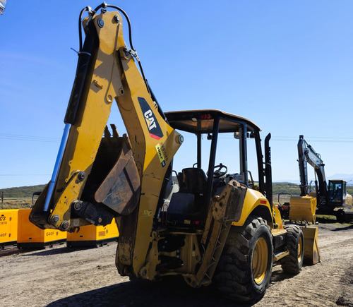 Retroexcavadora Caterpillar 416f2 4x4 2017
