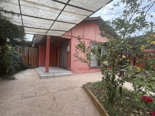 Casa En Venta De 3 Dorm. En Maipú