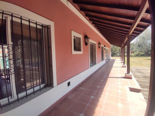 Casa De 4 Dormitorios En Barrio Privado San Joaquín, Exaltación De La Cruz