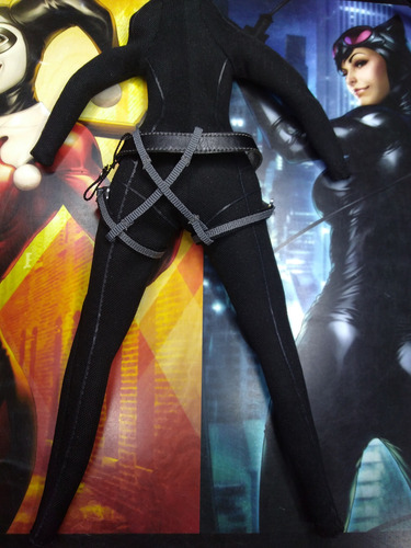 Catwoman: Gatubela. Set Escala 1/6. Sideshow Collectibles. (Usado)