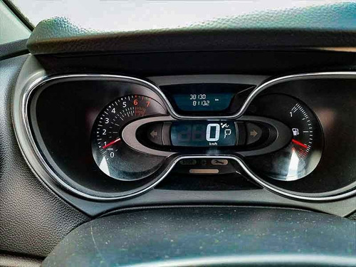 Imagen 9 de 16 de Renault Captur Intens 1.6 Cvt 2019.