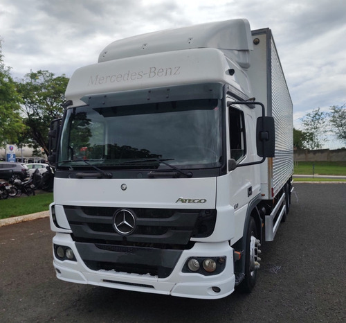 M. Benz Atego 2430