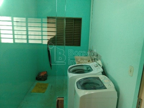 Imagem 2 de 6 de Venda De Casas / Padrão Na Cidade De Araraquara 8188