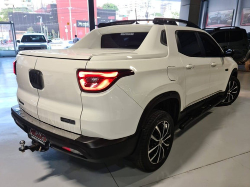 Imagem 4 de 9 de Fiat Toro 2.0 16v Turbo Diesel Ultra 4wd At9