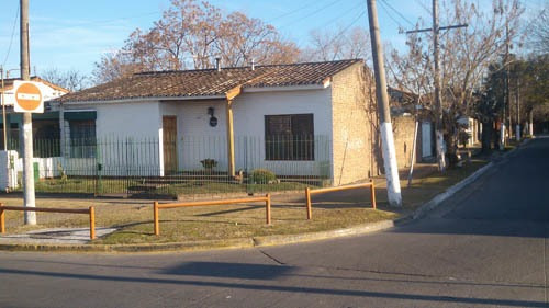 Imagen 1 de 12 de Casa En Venta En Berazategui