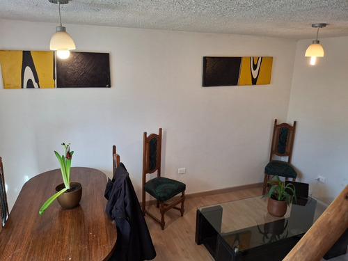 Acogedora Casa En Tranquilo Barrio De San Bernardo