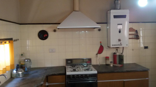 Vendo Local Con Departamento En Cosquín A Metros De Plaza Del Folclore