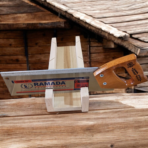 Caja Ingletadora Momfort Y Serrucho Ebanista Ramada 30,5cm