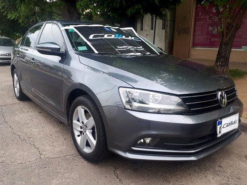Volkswagen Vento Confortline Dsg 1.4t At(7) 2017