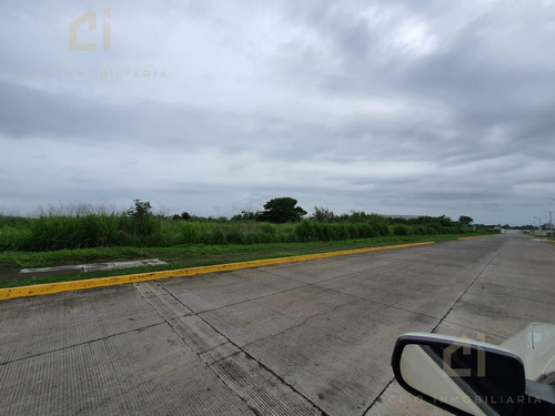 Terreno En Renta, Sobre La Carretera Veracruz - Xalapa, Cerca Del Km 13.5