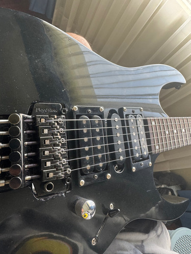 Ibanez Gio Con Floyd Rose De Una Rg (Usado)