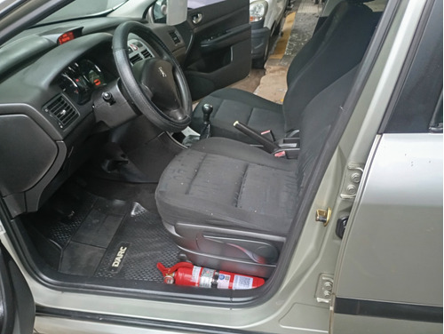 Peugeot 307 1.6 Sedan Xs 110cv