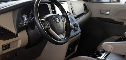 Imagen 3 de 7 de Toyota Sienna 2016 3.5 Xle Piel At