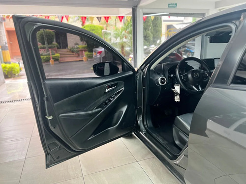 Mazda 2 Grand Touring LX AT 2023