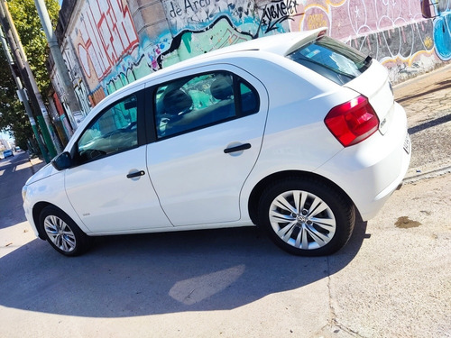 Imagen 7 de 12 de Volkswagen Gol Trend 2019 1.6 Trendline 101cv