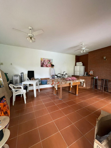 Linda Casa Estilo Chácara Na Beira Do Mar No Centro De Itanhaém Esquina Avenida Principal Da Cidade Comercial E Residencial