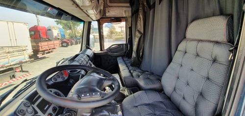Imagem 5 de 6 de Iveco Stralis 420 6x2