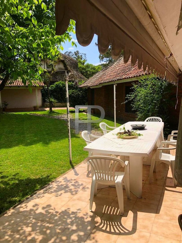 Imagen 2 de 5 de Casa En Venta Punta Del Este 3 Dormitorios, 500 M2 Terreno