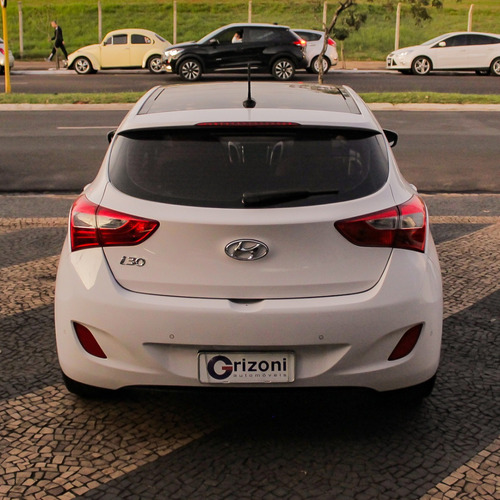Imagem 2 de 13 de Hyundai I30 1.8 Autimático Gasilina