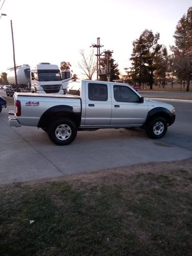 Imagen 10 de 10 de Nissan Frontier 4x4 Xe 2.8 Td Cab Dob