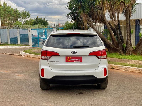 Imagem 5 de 11 de Kia Sorento Ex2 2.4g25 2015