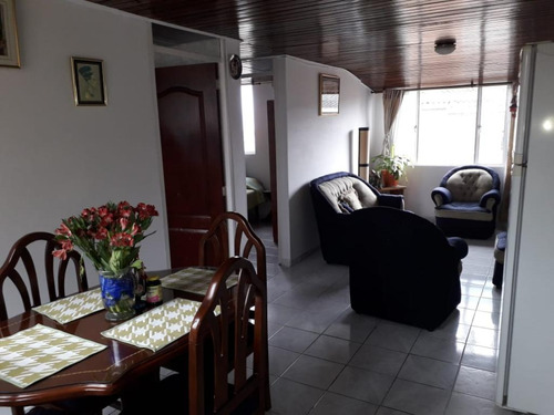 Apartamento En Venta En Bogotá Candelaria La Nueva. Cod 111217