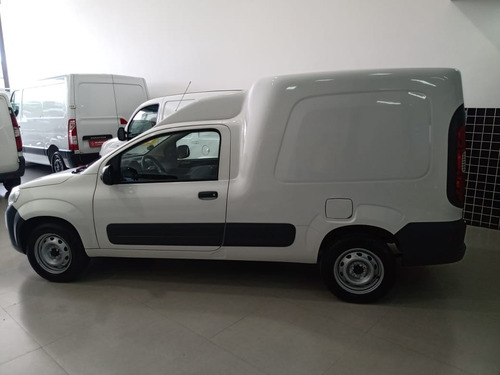 Imagem 7 de 10 de Fiorino Hard Working 2020 Refrigerado-10°