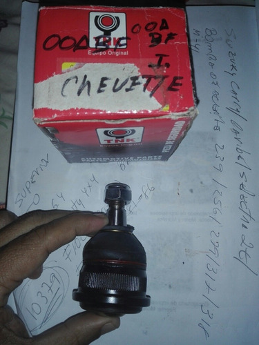 Muñon Inferior Chevrolet Chevette 82/88 Marca Tnk