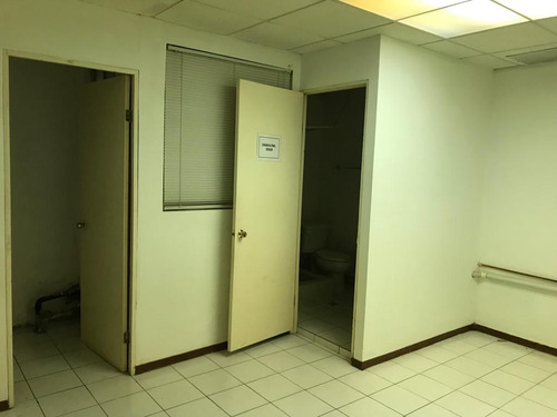 Consultorio Oficina En Renta Por Tec Salud Loma Larga Monterrey