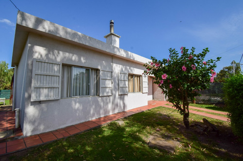 Casas Alquiler Anual 1 Dormitorio Playa Grande