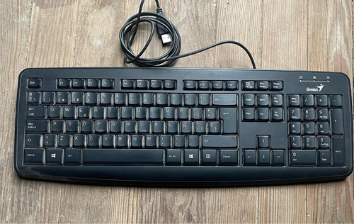 Teclado Computadora De Escritorio Poco Uso