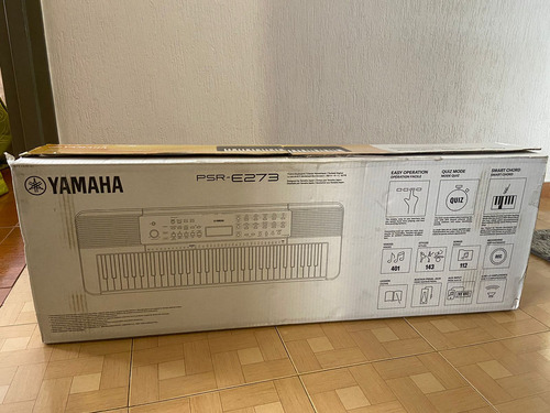 Piano Yamaha Psr E263 Estuche + Base + Dvd + Atril