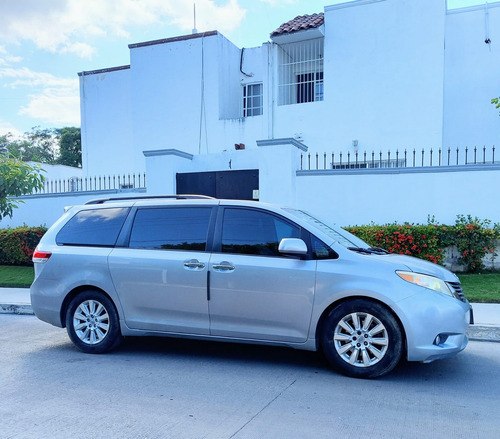 Toyota Sienna Xle Piel At