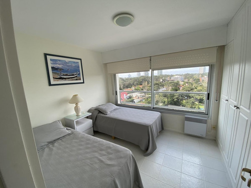 Imagen 16 de 22 de Apartamento Punta Del Este - Lincoln Center, 170 M2, Vista Al Mar, Piso Alto!!