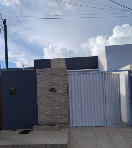 Casa Com 3 Quartos À Venda, 130m² - Salgadinho