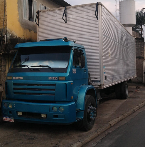 Titan 18-310 Ano 2005 Com 545.000 Km Caminhão Truck Baú