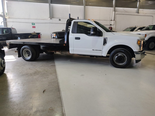 2019 F-350 Cab Sencilla Diesel 4x2 Plataforma