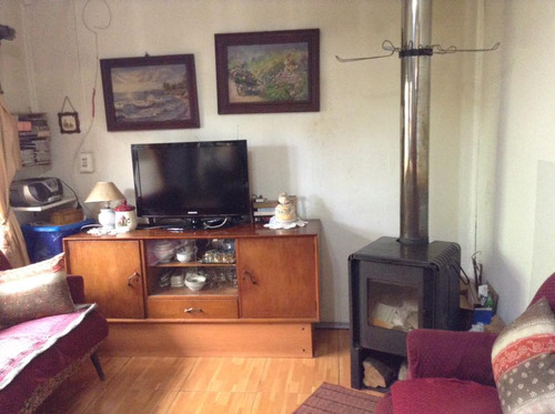 Casa 3 Dormitorios 2 Baños Y Con Una Excelente Ubicacion.