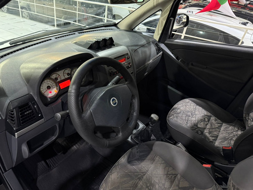 Fiat Idea 1.8 Adventure Flex 5p