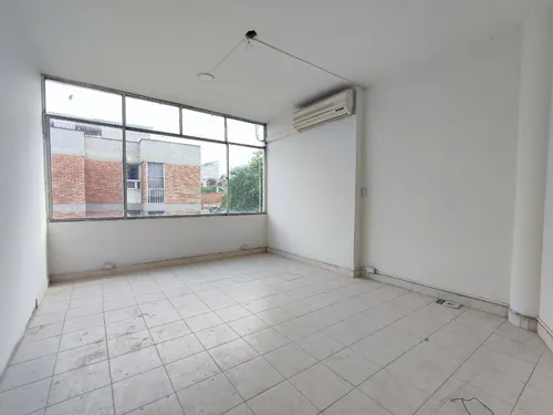 Edificio En Arriendo En Centro. Cod A23469